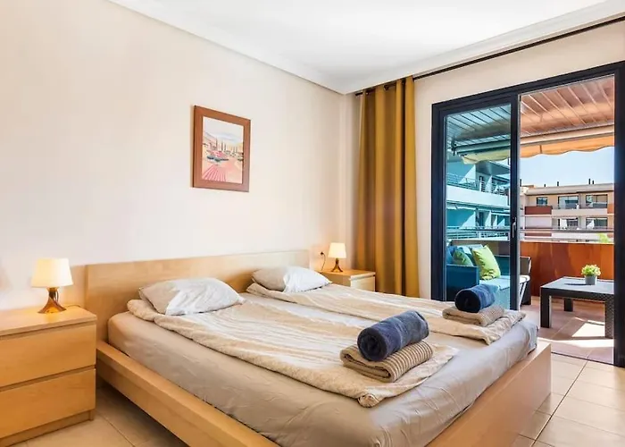 Bright And Welcoming Lägenhet *