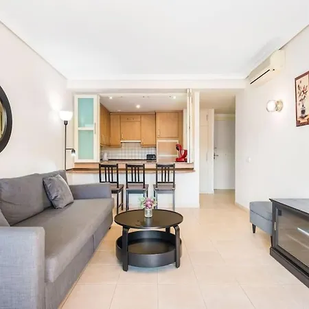 Apartment Bright And Welcoming *