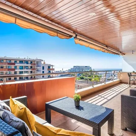 Bright And Welcoming Apartment *